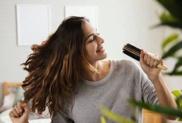 Jak domowymi sposobami rozjaśnić włosy?